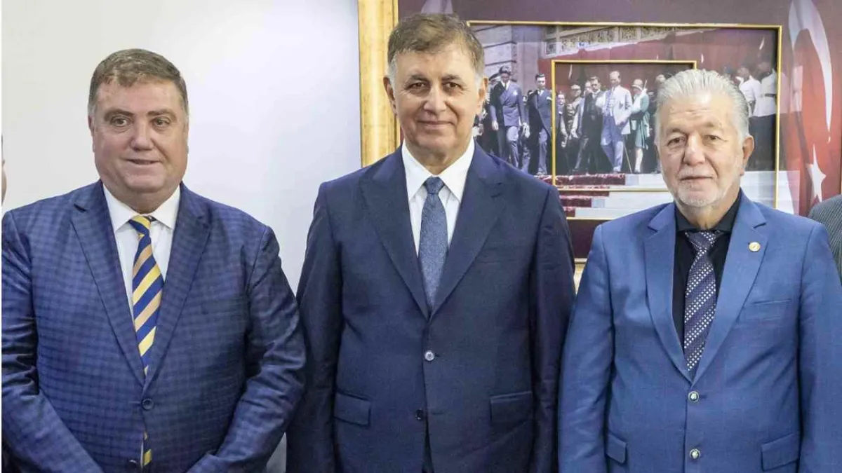 Erkan Özkan’dan Başkan Tugay’a esnafa destek için teşekkür mesajı haberinin görseli