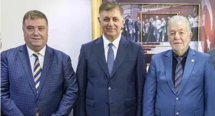Erkan Özkan’dan Başkan Tugay’a esnafa destek için teşekkür mesajı