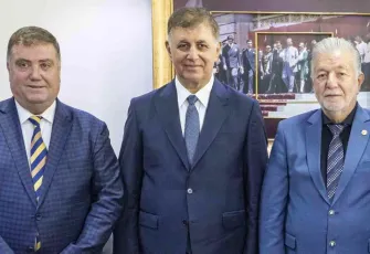 Erkan Özkan’dan Başkan Tugay’a esnafa destek için teşekkür mesajı