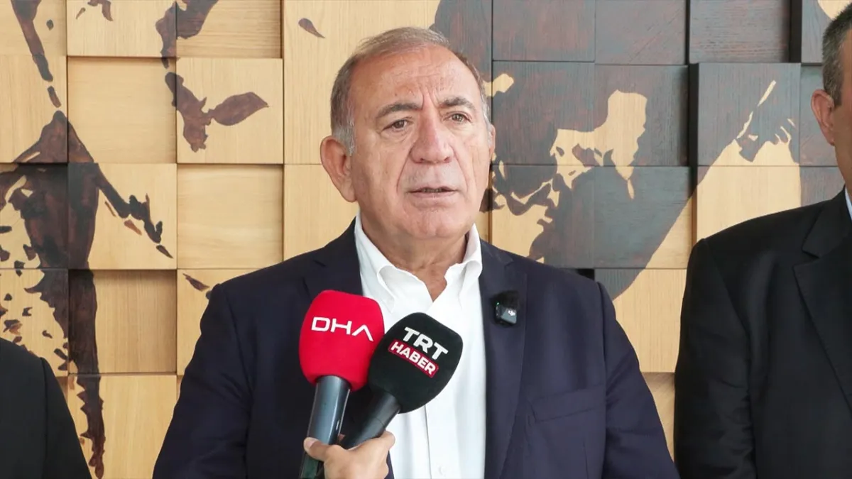 Gürsel Tekin: 41 çalışanımız hiç olmadı haberinin görseli