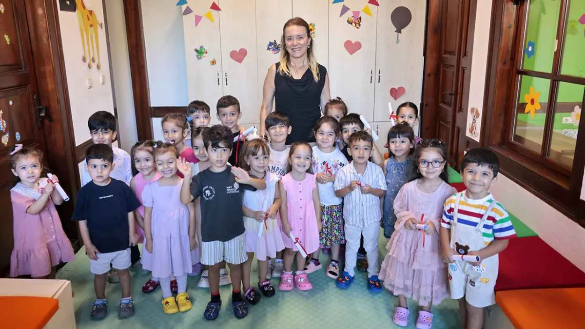 Konak’ta Oyun Evi’nde minikler yeni döneme Başkan Mutlu ile ‘merhaba’ dedi haberinin görseli