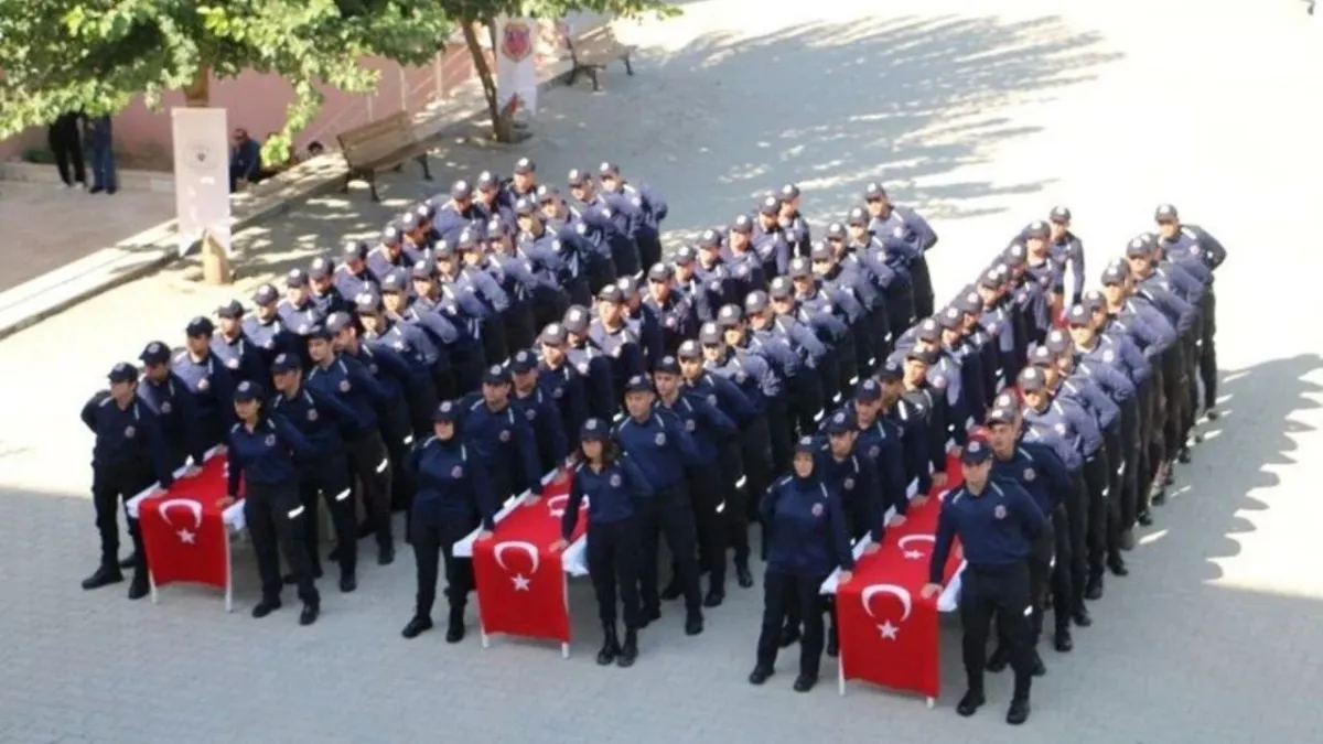 Adalet Bakanlığı 3.500 personel alımı sonuçları için heyecan dorukta! gözler o tarihe çevrildi… haberinin görseli