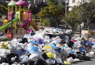 Buca’da çöp krizi büyüyor: Mahalle sakinlerinden temizlik çağrısı