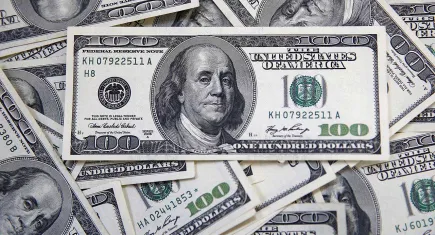 Dolar rekor kırdı