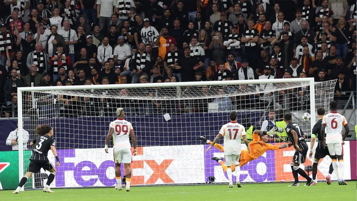 Frankfurt’ta Galatasaray’a ağır darbe: Galatasaray Avrupa’ya 5-1’lik kabusla başladı haberinin görseli