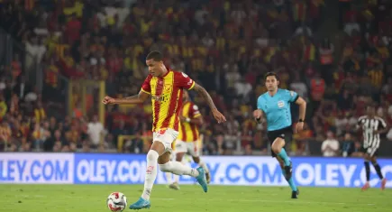 Göz-Göz, Gürsel Aksel’de şov yaptı