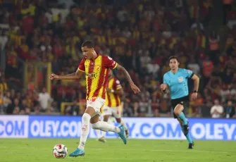 Göz-Göz, Gürsel Aksel’de şov yaptı