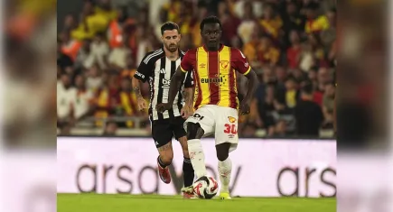 Göztepe ilk yarıda ikiledi