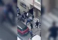 İstanbul'da tehlikeli anlar: Eski eşinin evine bıçakla giden şüpheli polis müdahalesiyle gözaltına alındı