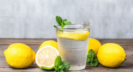 Sabahları içtiğiniz limonlu su hakkındaki gerçekler: Fayda sanarken yanlış mı yapıyoruz?