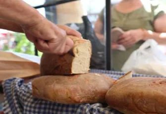 Seferihisar’da Ata Ekmeği ve Armola Şenliği