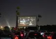 İzmir’de arabada film keyfi başladı