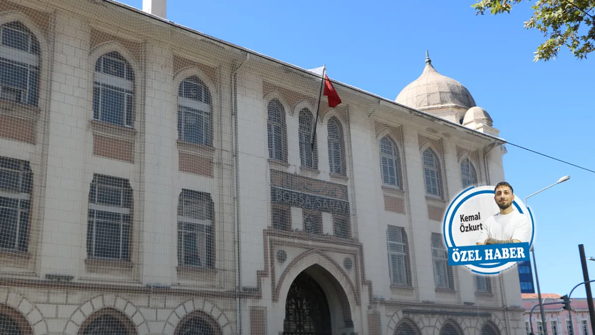 İzmir’in 97 yıllık ticaret hafızası filelerin altında kaldı haberinin görseli