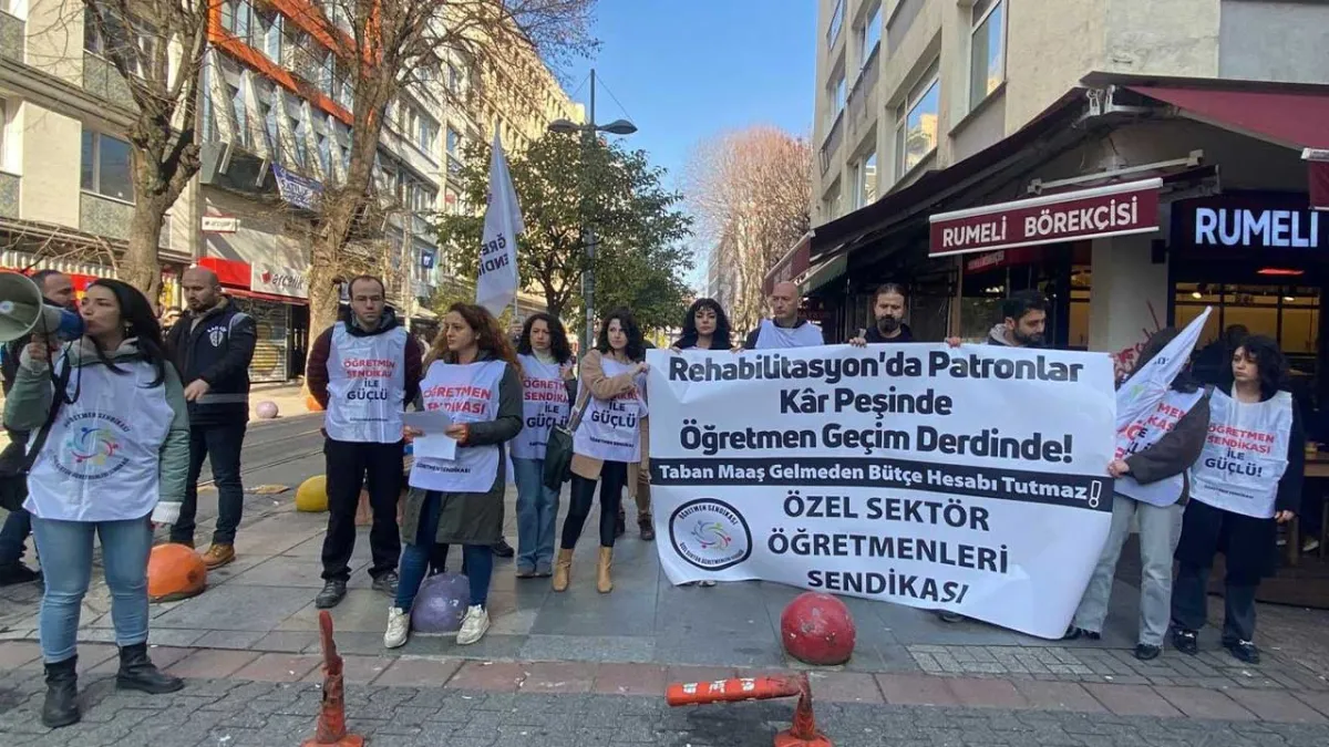 Rehabilitasyon emekçileri dayanışmada buluşuyor haberinin görseli