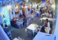 Bozcaada’da iki arkadaş restorandaki 8 bin 500 TL’lik hesabı ödememek için kaçtı