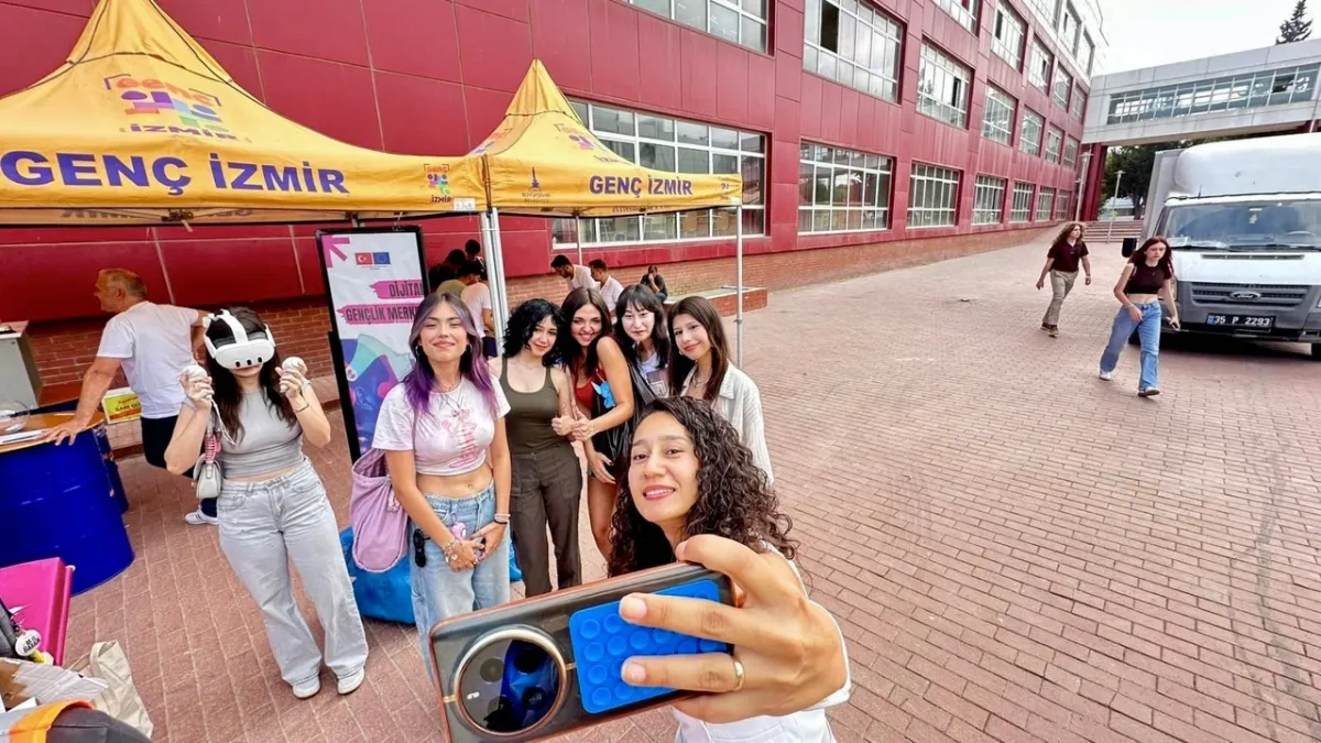 Büyükşehir üniversite öğrencilerini yalnız bırakmadı: ‘Kampüsteyiz’  haberinin görseli