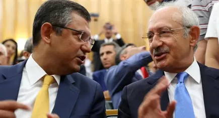CHP 22. Olağanüstü Kurultayı’nda gelişme: Yönetim düştü! Parti Meclisi ve YDK güvenoyu alamadı