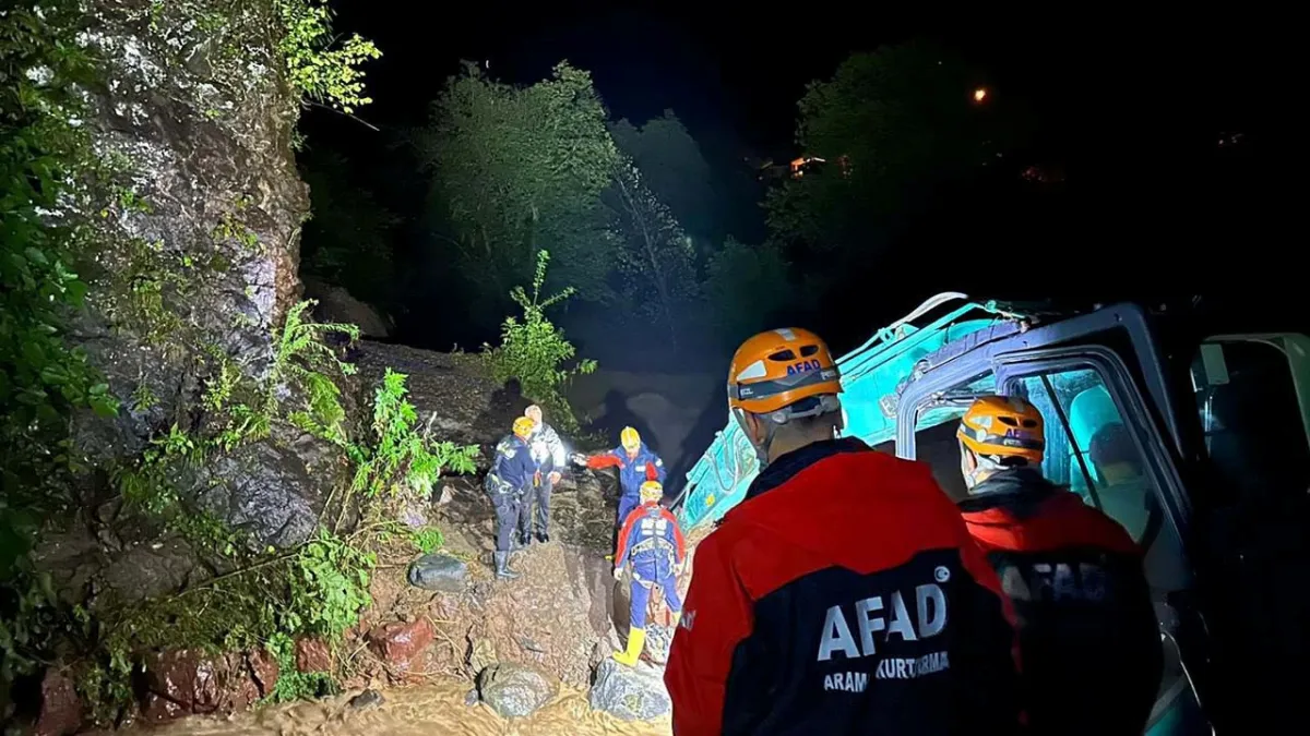 Doğu Karadeniz&#039;de turuncu alarm: AFAD&#039;DAN 4 ile sel uyarısı! haberinin görseli