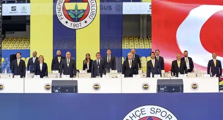 Fenerbahçe Olağanüstü Seçimli Genel Kurulu’nda oy sayımına başlandı