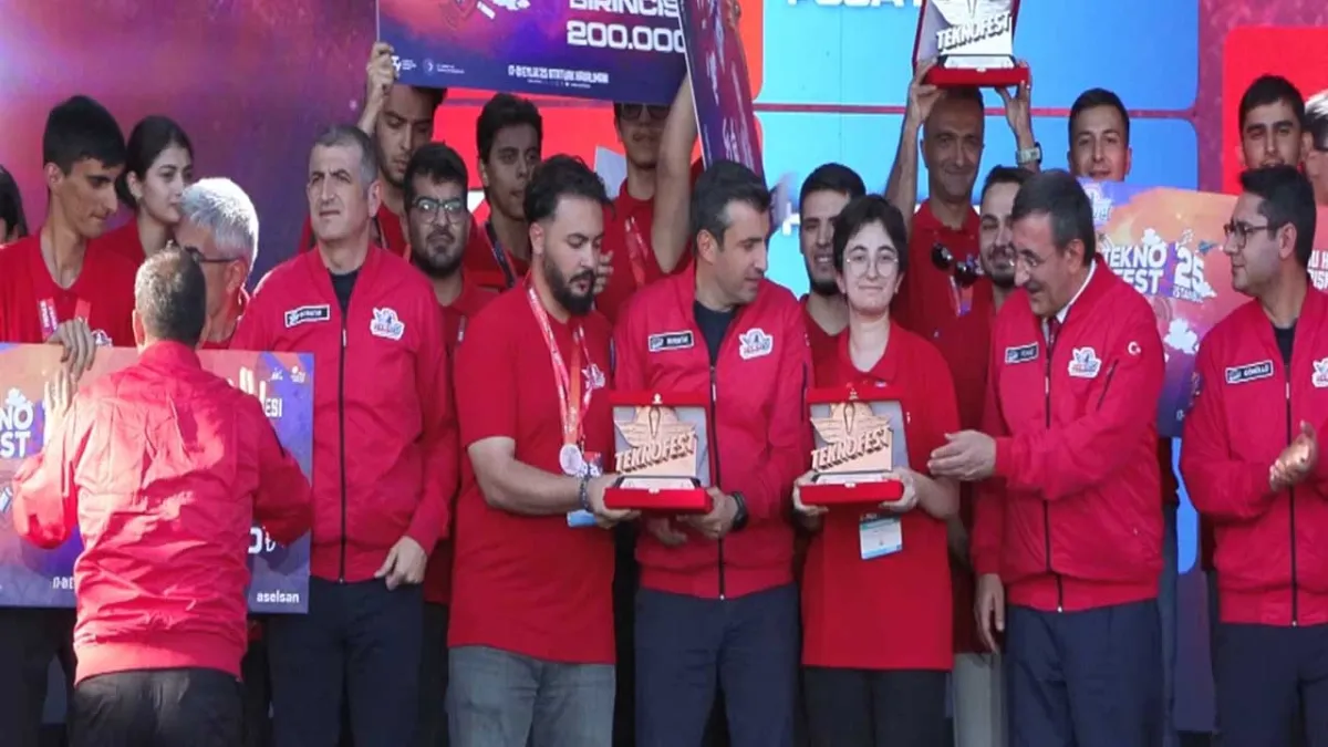 TEKNOFEST Havacılık, Uzay ve Teknoloji Festivali sona erdi haberinin görseli