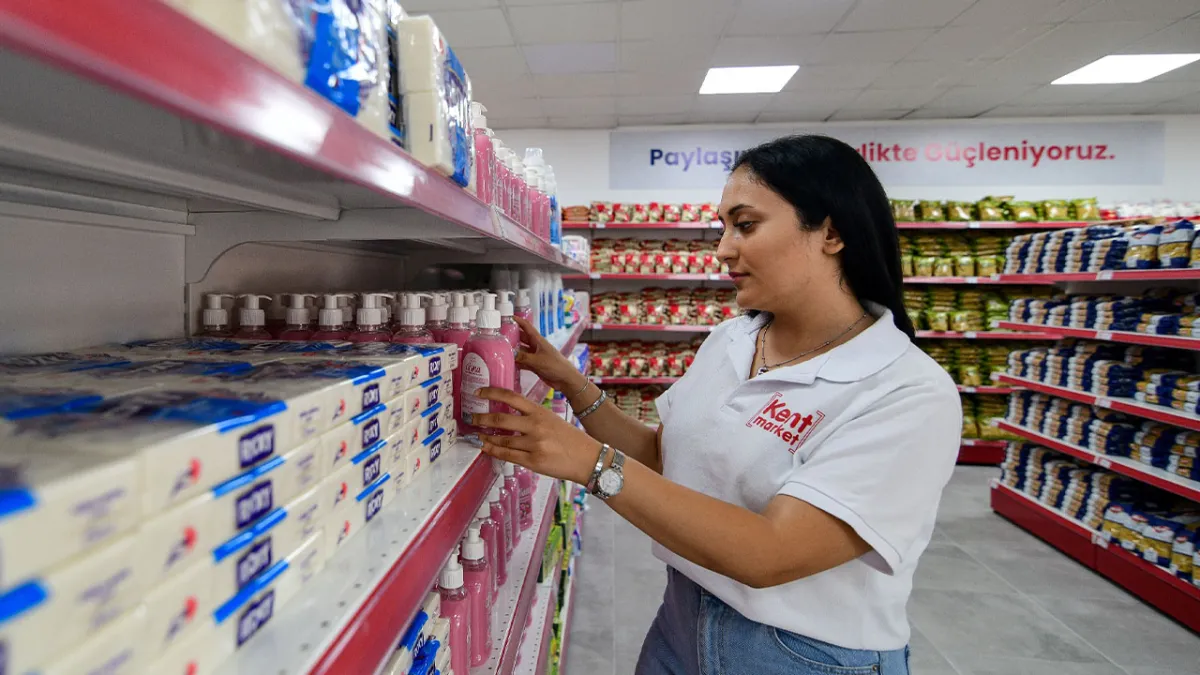 Bornova’da 7 Kent Market şubesinde kredileri artırıldı haberinin görseli