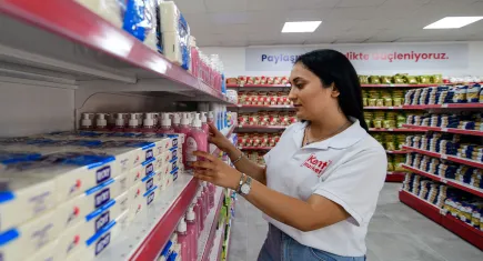 Bornova’da 7 Kent Market şubesinde kredileri artırıldı