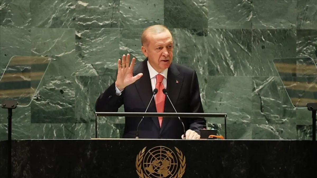 Cumhurbaşkanı Erdoğan’dan sert uyarı: “Gazze’deki soykırımı sessiz kalmayız, filistin devleti tarihi kararla desteklenmeli” haberinin görseli