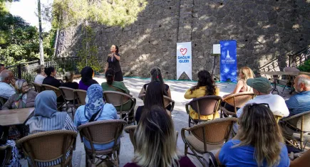 İzmir’de ‘Bizim Mahalle Sohbetleri’ başladı: İlk konu afet bilinci ve ilkyardım 