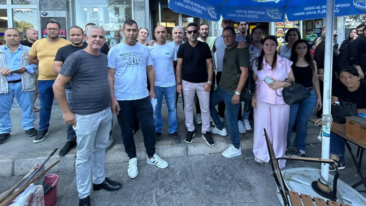 İzmir&#039;de güvenlik emekçileri hak arayışında: Tüm arkadaşlarımız işlerine iade edilmeli haberinin görseli