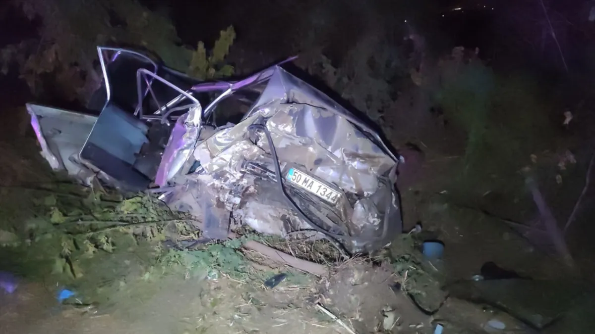 İzmir haber: Feci kazada yeni doğum yapan anne hayatını kaybetti haberinin görseli