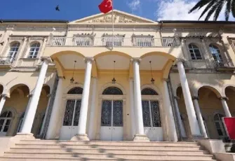 İzmir Valiliği’nden açıklama: Selçuk’ta silahla ateş, polis yaralandı, şüpheliler tutuklandı