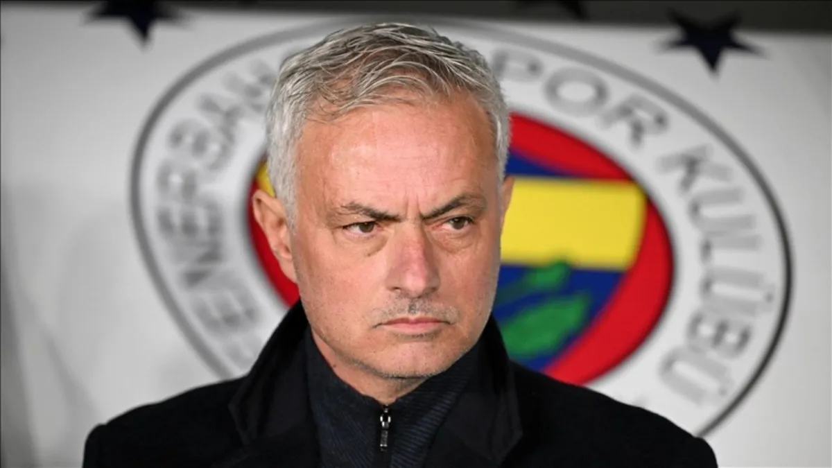 Jose Mourinho&#039;dan Fenerbahçe açıklaması: Seçimler beni hiç ilgilendirmiyor! haberinin görseli