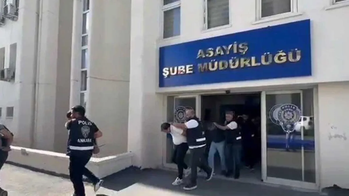 Kendilerini polis ve savcı olarak tanıttılar: 17,5 milyon liralık vurgun yaptılar! haberinin görseli