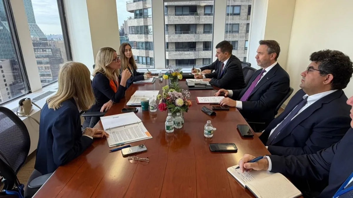 New York’ta kritik görüşme: Türkiye’nin enerji geleceği masaya yatırıldı haberinin görseli