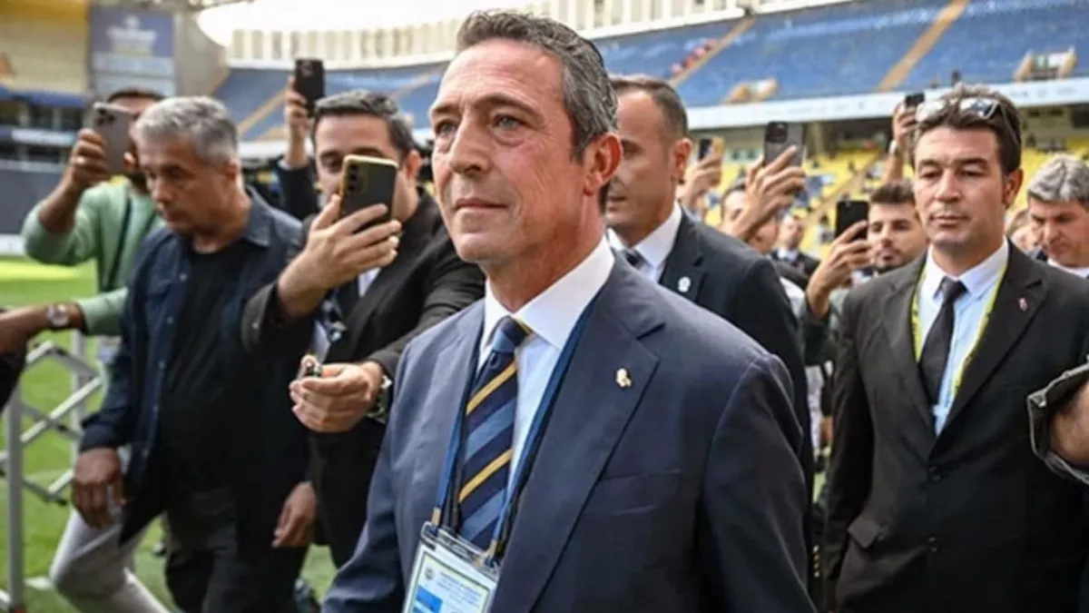 Ali Koç’tan Fenerbahçe’ye duygusal veda: “Yolumuz açık, kalbimiz sarı-lacivert” haberinin görseli