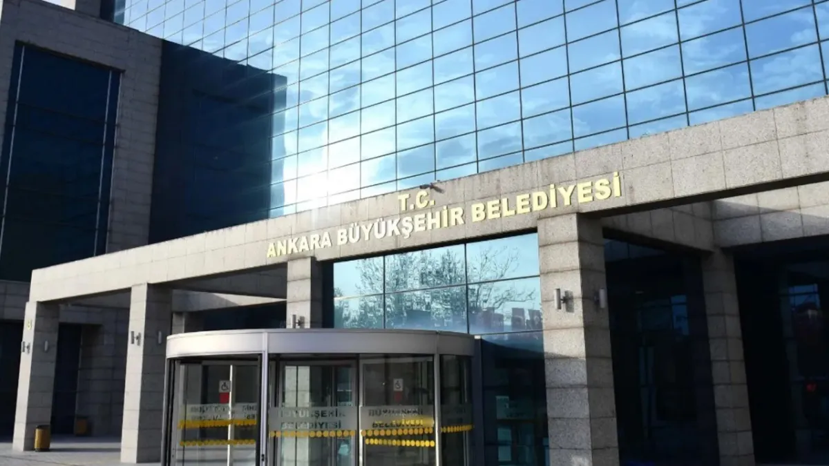 Ankara Büyükşehir Belediyesi’nde ‘yolsuzluk’ soruşturması: Çok sayıda gözaltı haberinin görseli