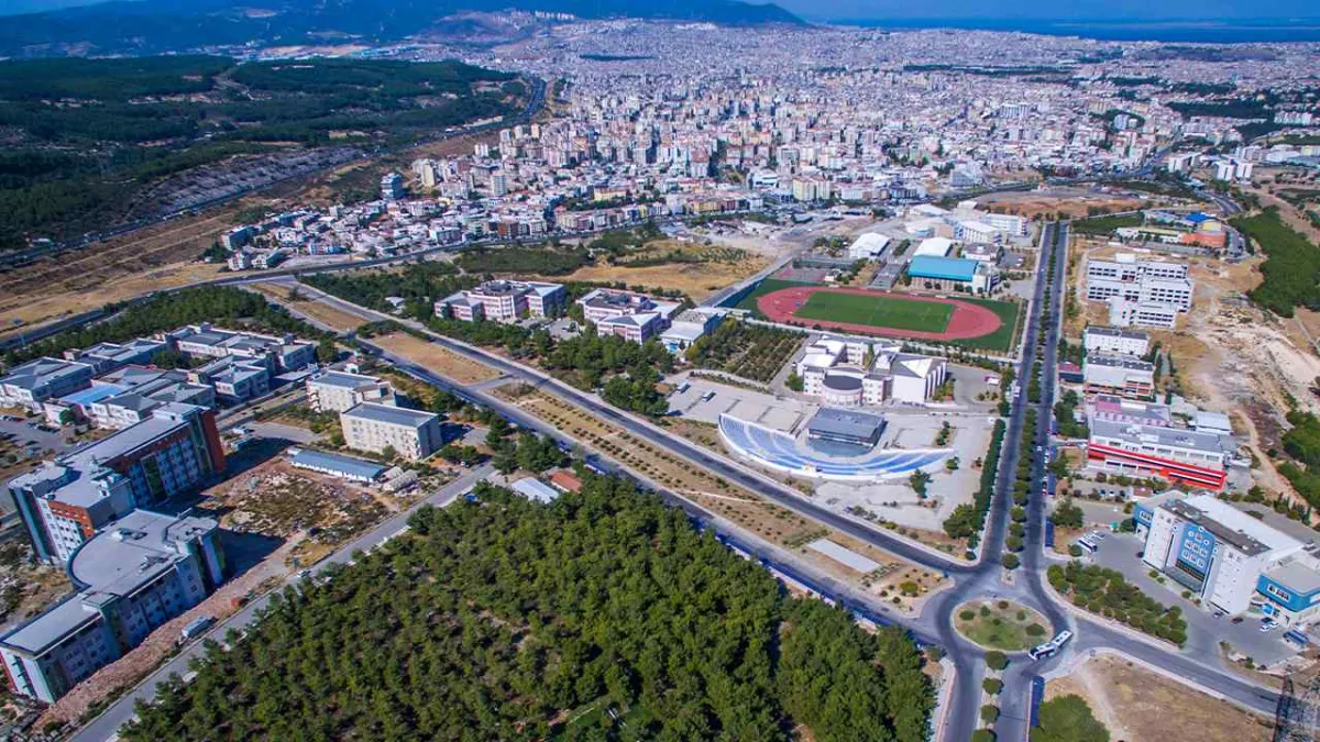 Dokuz Eylül Üniversitesi’nden Uygulamalı Bilimler Yüksekokulu kapatılmasıyla ilgili açıklama haberinin görseli