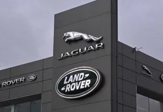 Land Rover üretimi durdurdu!
