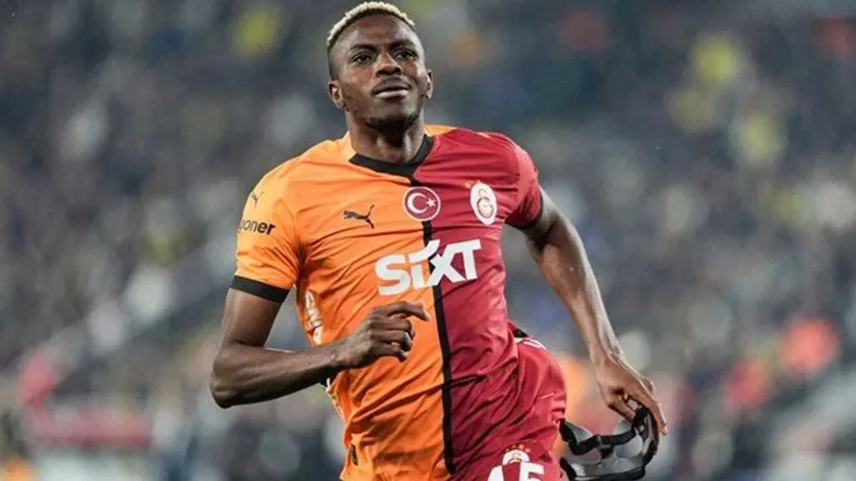 Osimhen sahalara dönmek için gün sayıyor haberinin görseli