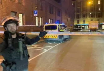 Oslo’da Kraliyet Sarayı yakınında patlama alarmı: El bombası mı?