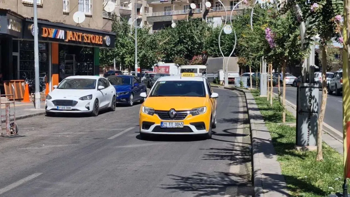 Taksici 340 bin lira dolandırıldı haberinin görseli