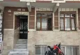 Tartıştığı babasının boğazını kesti!