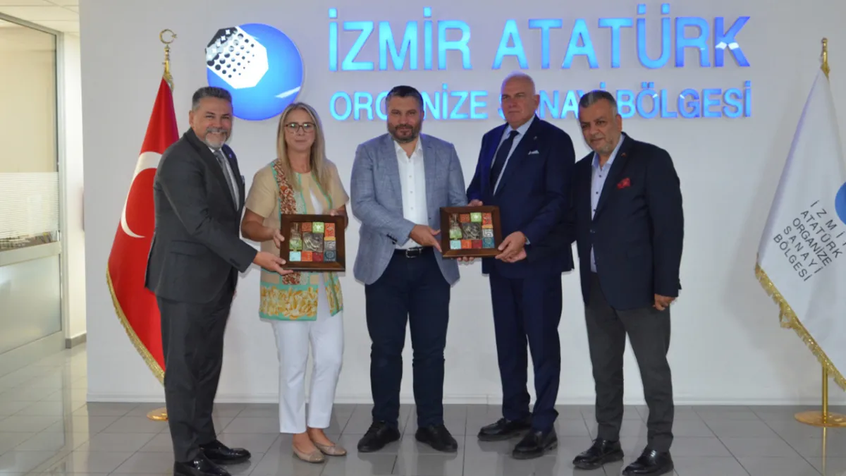 Bakan Yardımcısı İnan, İAOSB’de sanayicilerle buluştu haberinin görseli