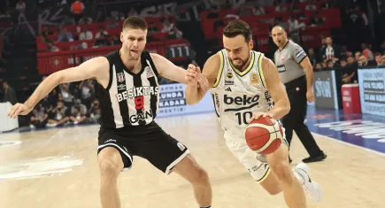 Fenerbahçe Beko’dan nefes kesen zafer! Beşiktaş’ı son saniyede yıktı, Cumhurbaşkanlığı Kupası tarihe geçti