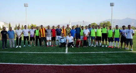 Kemalpaşa’da protokol maçı düzenlendi