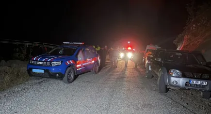 Sivas’ta feci kaza: Otomobil uçuruma yuvarlandı, 4 kişi hayatını kaybetti