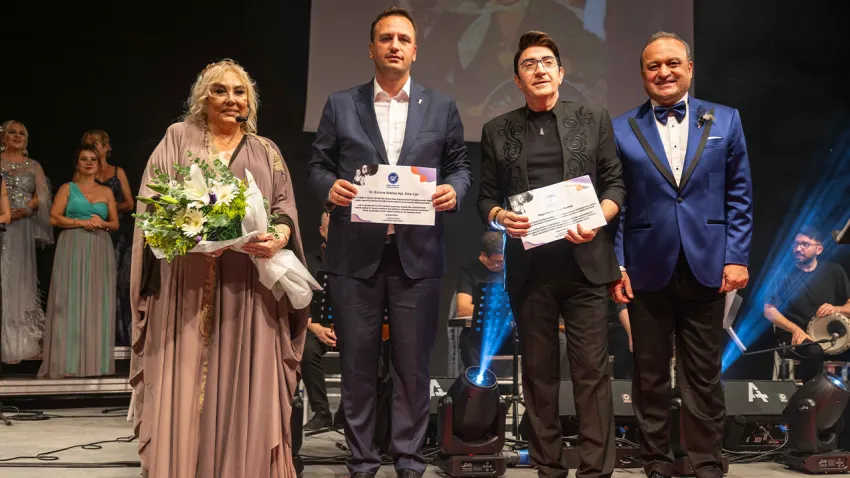zekı muren