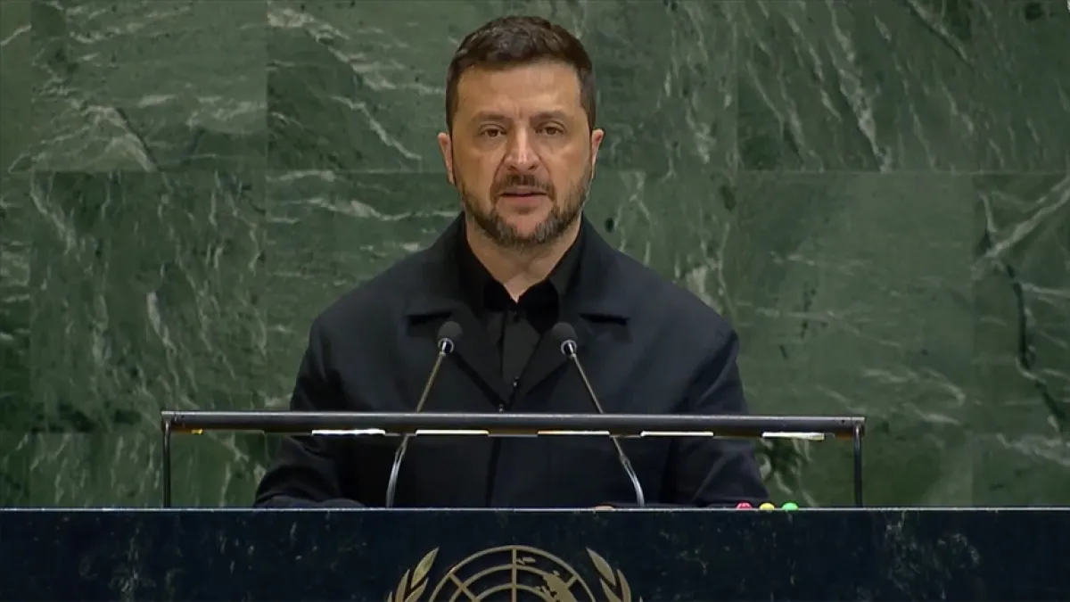 Zelenskiy BM’de alarm verdi: “Rus İHA’ları artık Avrupa semalarında, kimse güvende değil!” haberinin görseli