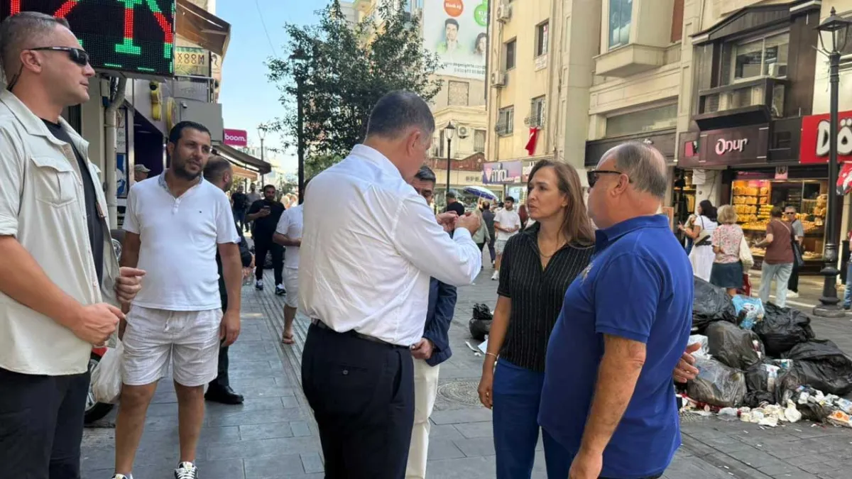 Çöp krizi tırmanırken Başkan Tugay&#039;dan Karşıyaka&#039;ya acil müdahale! haberinin görseli