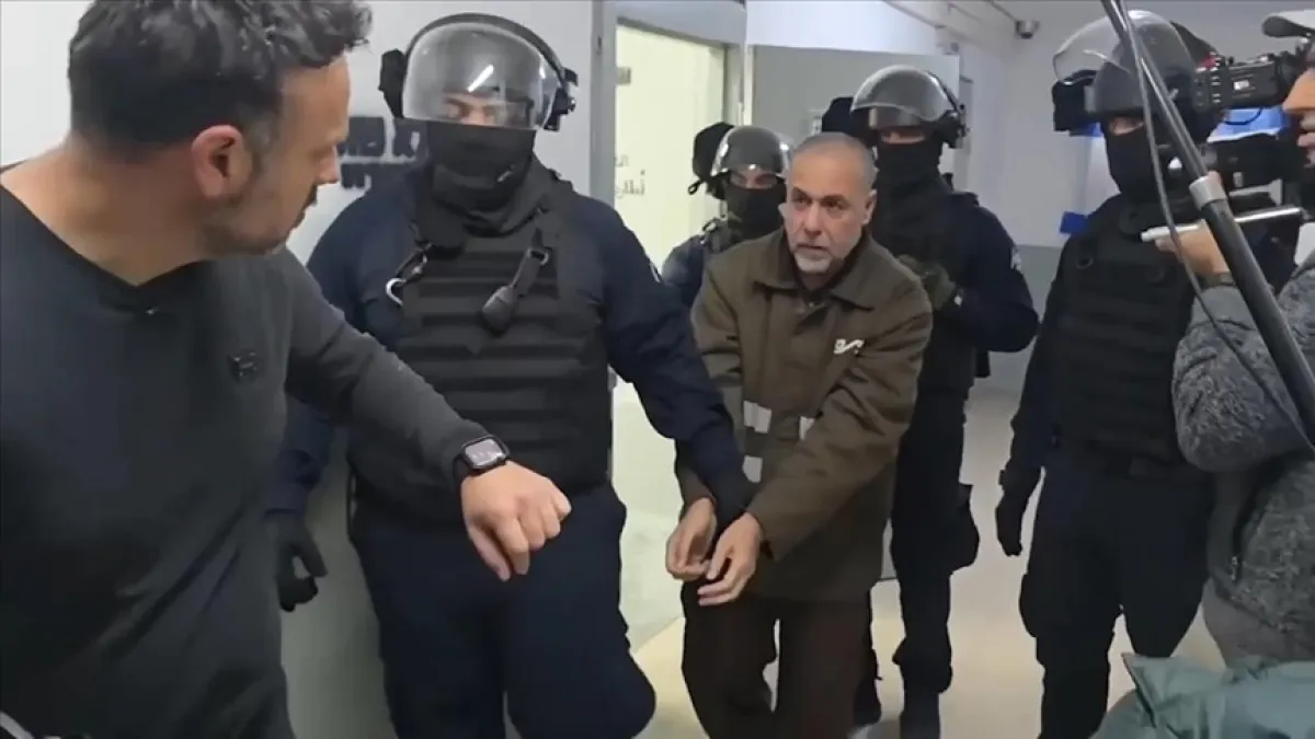 İsrail hapishanesinde 2 aydır alıkonulan doktorun sağlığı kritik: 25 kilo kaybetti haberinin görseli